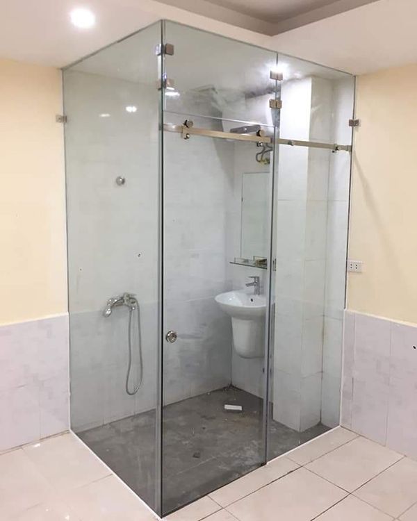 Vách kính tắm Vách kính tắm